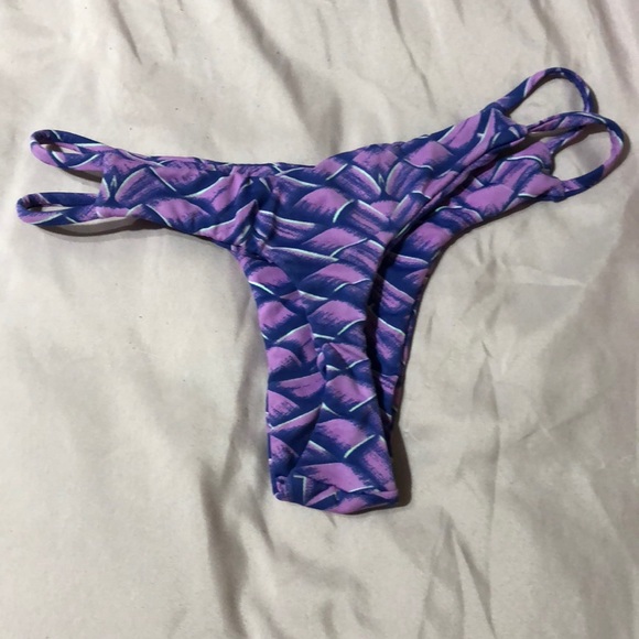 ❌ SOLD Midori dragonfriut lily - Picture 2 of 2